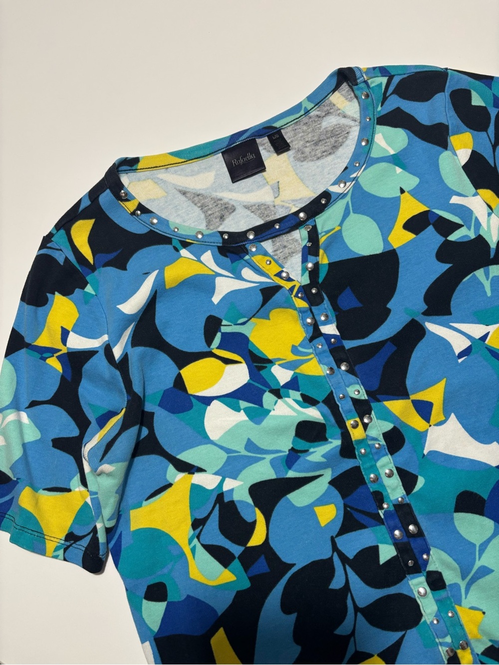 Rafaella Blue Yellow & White Vibrant Abstract Cotton Short Sleeve Top